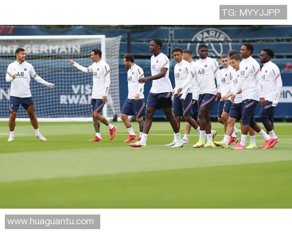 大巴黎足球俱乐部崛起之路揭秘球队辉煌与挑战并存的历程 大巴黎足球俱乐部崛起之路揭秘球队辉煌与挑战并存的历程